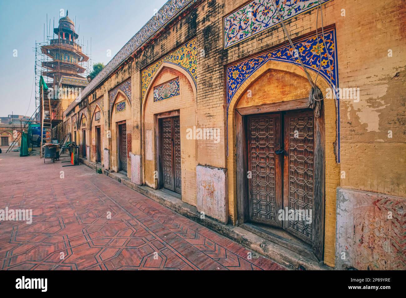 L'imperatore Shah Jahan è stato uno dei principali sponsor dell'architettura Mughal e ha lasciato un'eredità di numerosi edifici in tutta l'India e il Pakistan, in parte Foto Stock
