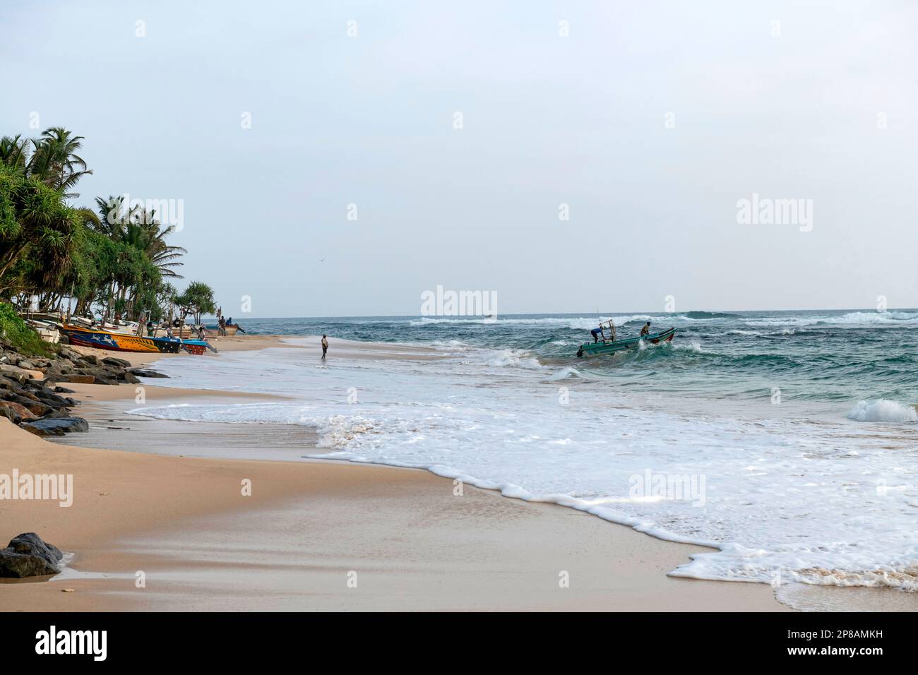 Sri Lanka, Provincia meridionale, Sud, Süd, Sud, océan, Ozean, oceano, plage, Strand, spiaggia, bateau de pêche, bateaux de pêche, Fischerboot, Fischerboote Foto Stock