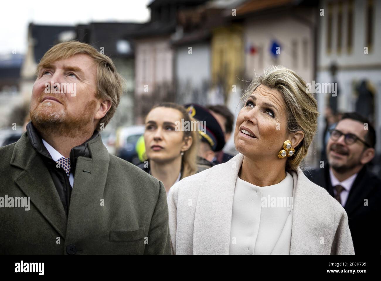 SPISSKA SOBOTA - Re Willem-Alexander e Regina Maxima visitano la piazza del mercato nella storica città di Spisska Sobota, durante il terzo giorno della visita di stato di tre giorni in Slovacchia. ANP REMKO DE WAAL olanda fuori - belgio fuori Foto Stock