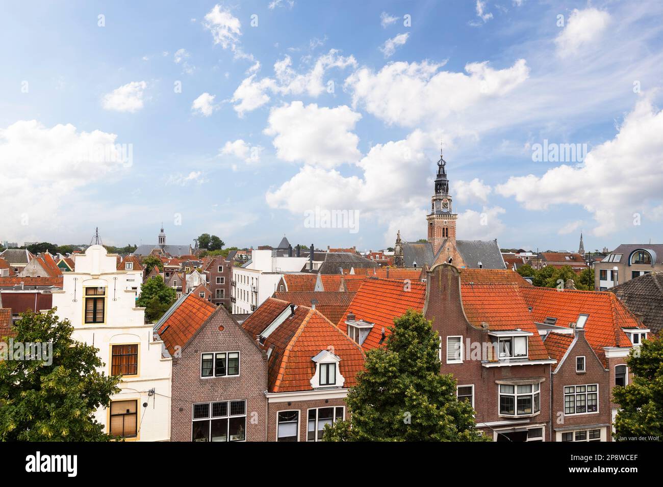Paesaggio urbano sulla città olandese di Alkmaar. Foto Stock