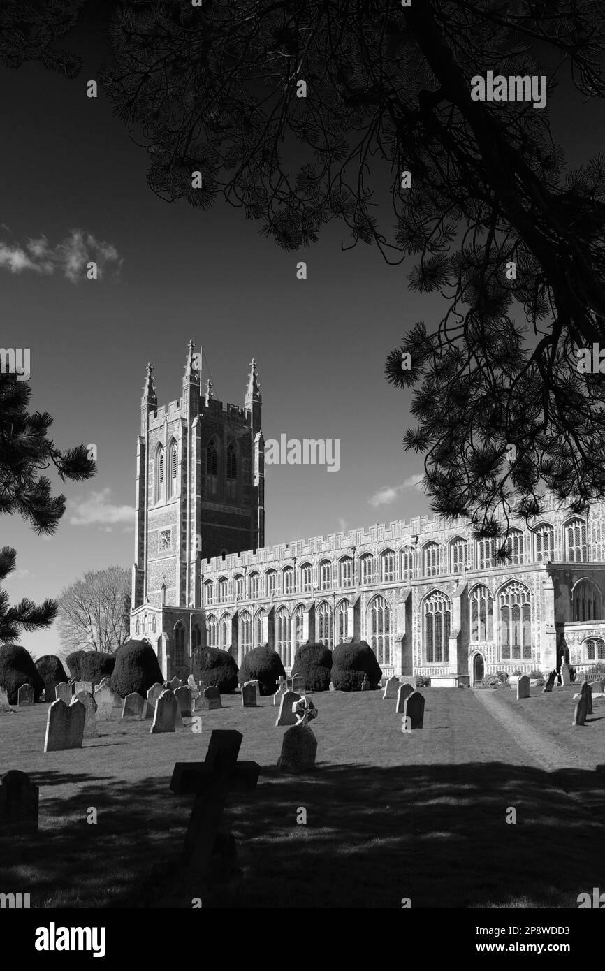 Chiesa della Santissima Trinità, villaggio di Long Melford, contea di Suffolk, Inghilterra, Regno Unito Foto Stock