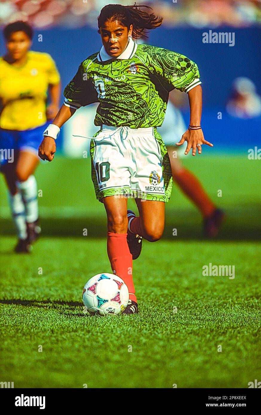 Maribel Dominguez (MEX) durante la Coppa del mondo di calcio femminile FIFA 1999, Messico vs Brasile. Foto Stock