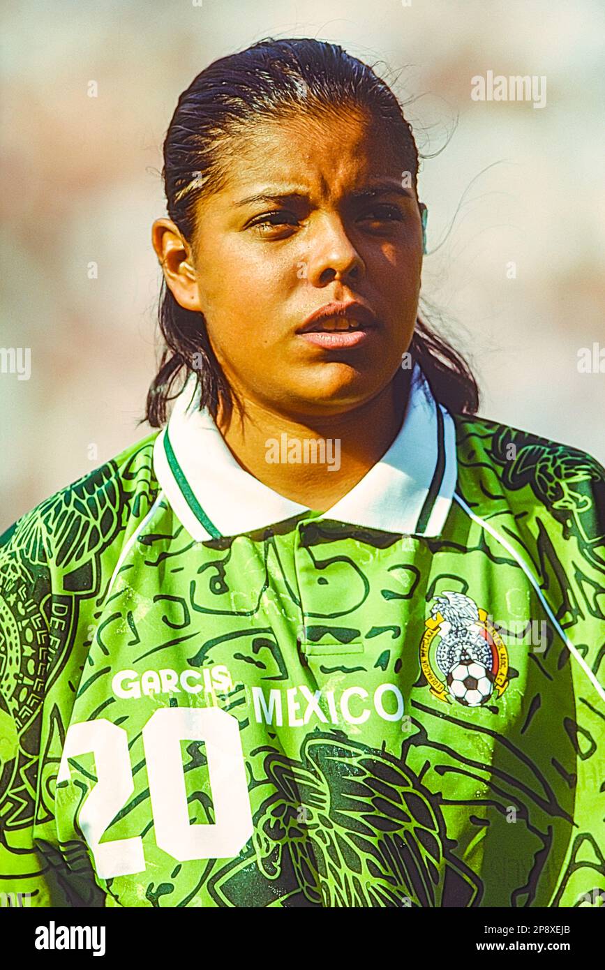Denise Ireta (MEX) durante la Coppa del mondo di calcio femminile FIFA 1999, Messico vs Brasile. Foto Stock