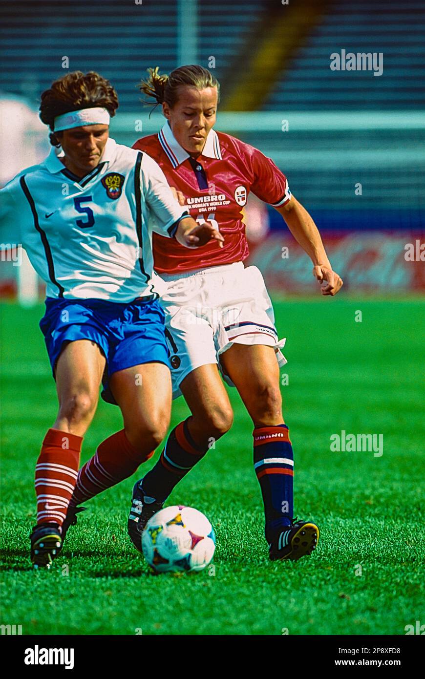 Marianne Pettersen (NOR) durante IL TORNEO DI CALCIO DELLA Coppa del mondo femminile FIFA 1999 CONTRO RUS. Foto Stock