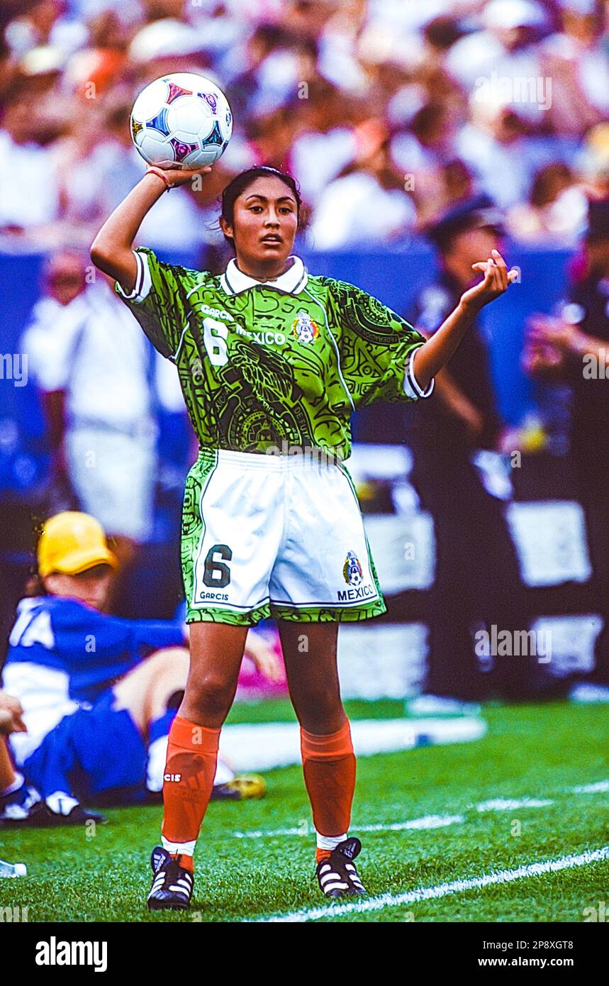 Fatima Leyva (MEX) durante la Coppa del mondo di calcio femminile FIFA 1999, Messico vs Brasile. Foto Stock