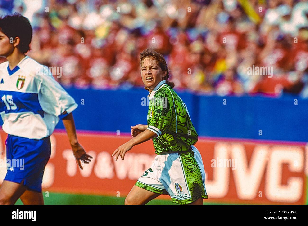 Laurie Hill (MEX) durante la Coppa del mondo di calcio femminile FIFA 1999, Messico vs Brasile. Foto Stock