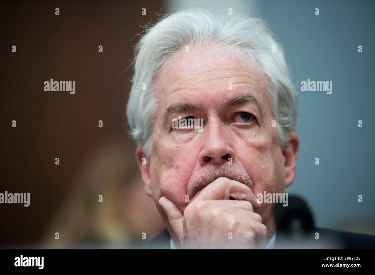 Il direttore, William J. Burns, Central Intelligence Agency, appare davanti a un Comitato permanente della Camera di selezione sull'audizione di intelligence sulle minacce mondiali annuali, nel Cannon House Office Building a Washington, DC, giovedì 9 marzo 2023. Credito: Rod Lamkey/CNP /MediaPunch Foto Stock