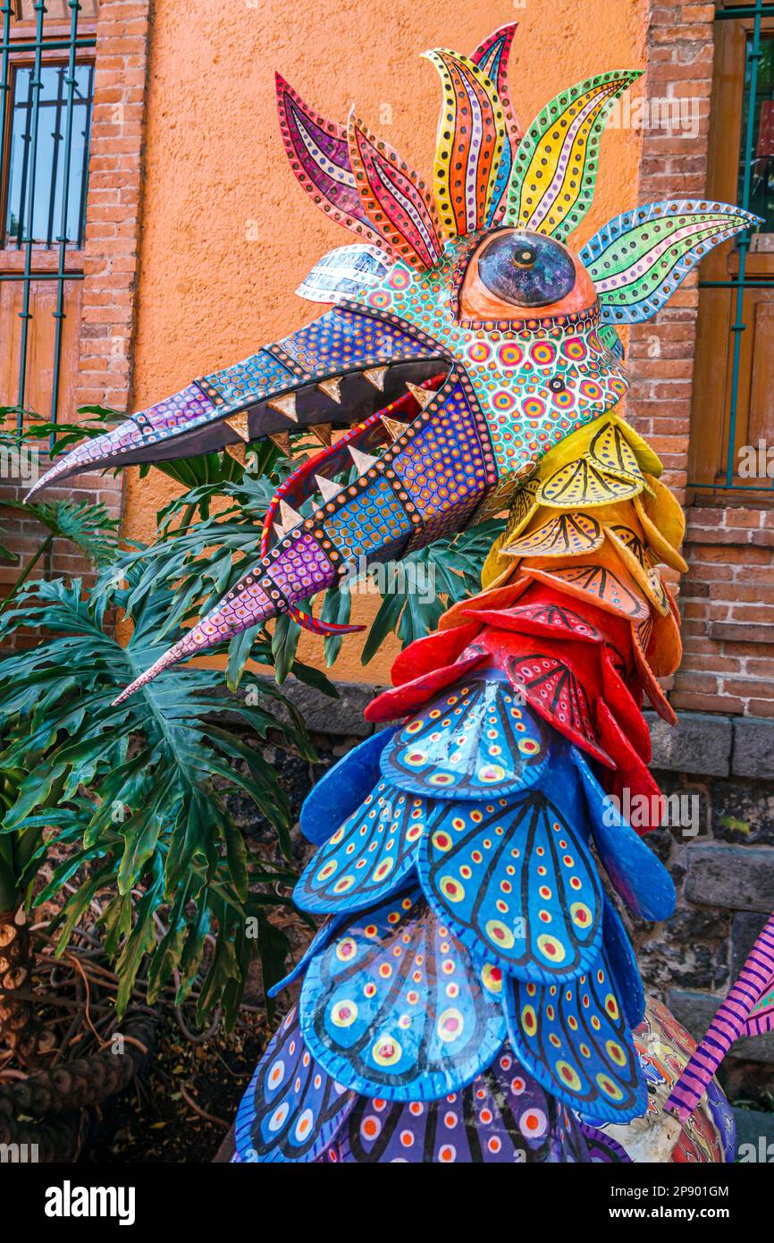 Città del Messico, Coyoacan Museo della cultura popolare, Museo de Cultura popolare, gigante alebrije uccelli grandi, mostre, mostra mostra mostra mostra collezione, fine ar Foto Stock