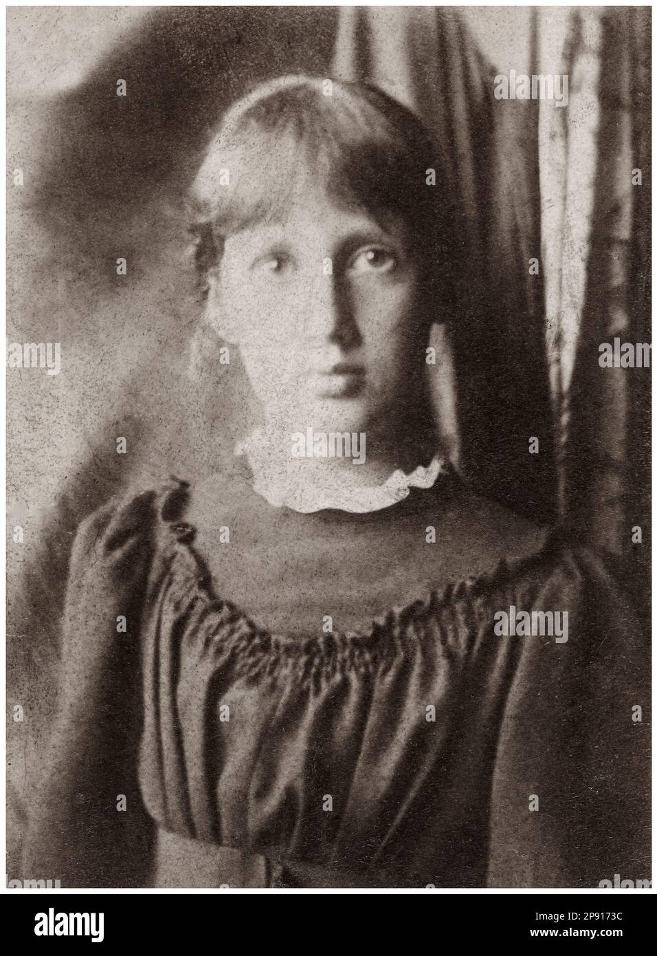 Virginia Stephen (Virginia Woolf), (1882-1941), da adolescente, ritratto fotografia, 1895 Foto Stock