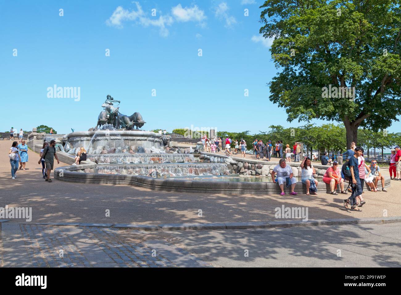 Copenaghen, Danimarca - Giugno 28 2019: La Fontana di Gefion (in danese Gefionspringvandet) è una fontana di bronzo raffigurante la dea norrena Gefion che arava gli s. Foto Stock