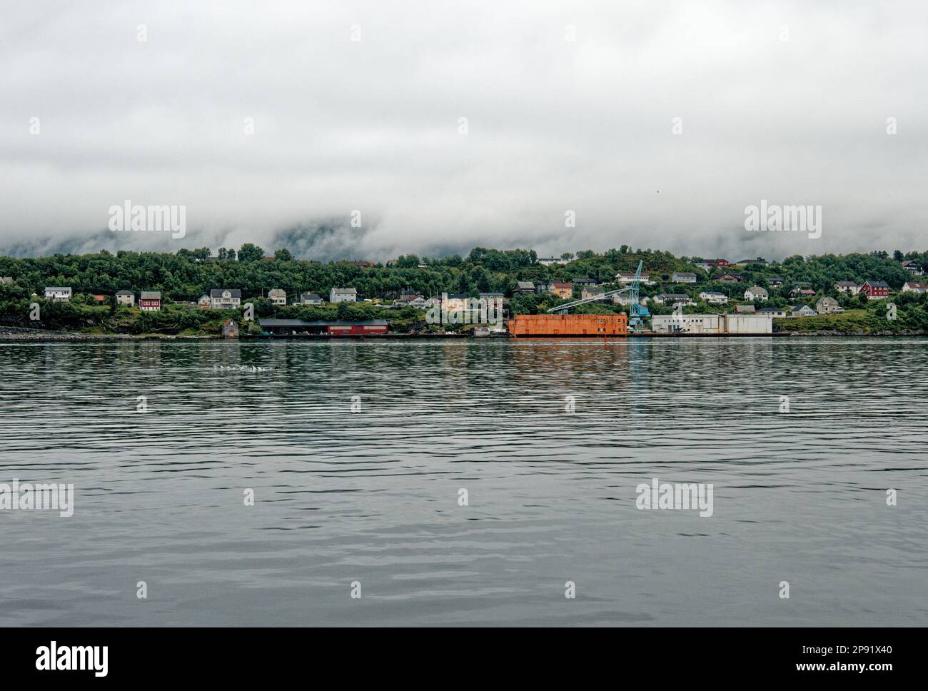 Vista della città e del comune di Alesund nella contea di More og Romsdal, Norvegia. Destinazione Nord Europa. 19th luglio 2012 Foto Stock