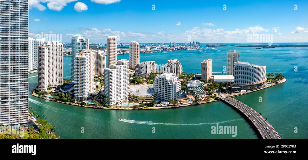 Panorama aereo di Brickell Key a Miami, Florida Foto Stock