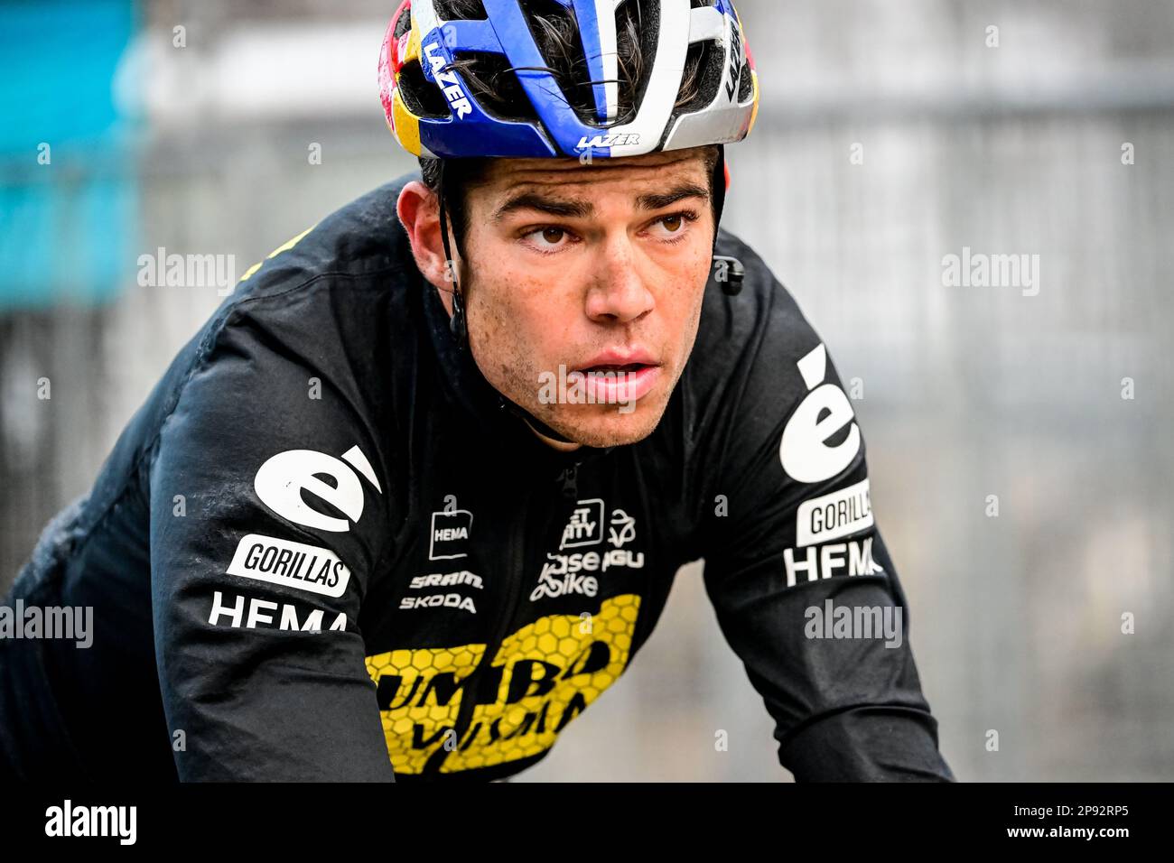 Il belga Wout van Aert del Team Jumbo-Visma nella foto al termine della tappa 5 della gara ciclistica Tirreno-Adriatico, a 165,6 km da Morro d'Oro a Fonte Landina, in Italia, venerdì 10 marzo 2023. La tappa era originariamente prevista per terminare 2,4 chilometri di arrampicata più in alto a Sarnano-Sassotetto, ma a causa del forte vento gli ultimi chilometri di arrampicata sono stati tagliati. FOTO DI BELGA DIRK WAEM Foto Stock