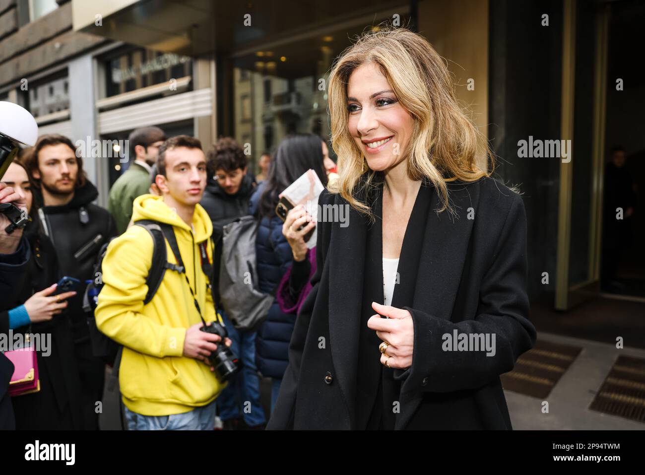 Milano, Italia. 26th Feb, 2023. Francesca Fagnani è presente durante la settimana della moda femminile di Milano Autunno Inverno 2023/2024 il 26 febbraio 2023 a Milano (Foto di Alessandro Bremec/NurPhoto) Credit: NurPhoto SRL/Alamy Live News Foto Stock