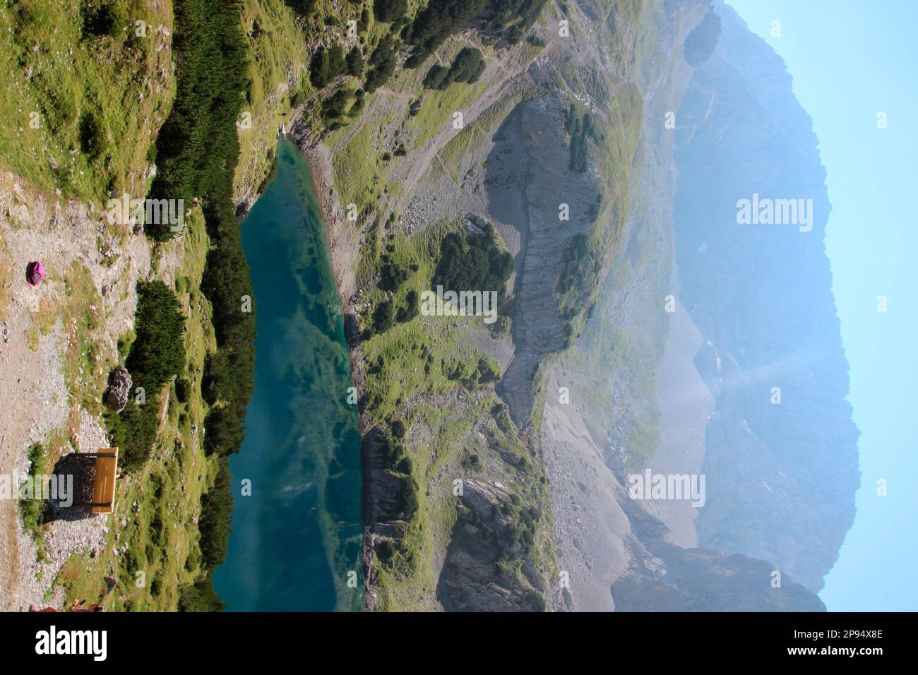 Vista da Coburger Hütte, rifugio DAV, a Drachensee, catena montuosa Mieminger. Ehrwald, Tirolo, Austria Foto Stock