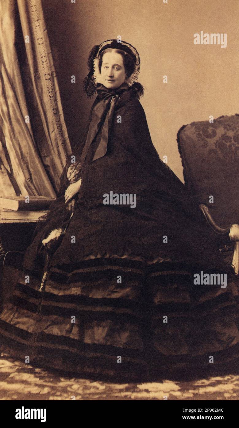 1860 c, FRANCIA: L'imperatrice francese Eugenie (Eugenia de Montijo de Guzman, Granada 1826 - Madrid 1920), moglie dell'imperatore francese Napoleone III (1808 - 1873, figlio di Luigi BONAPARTE e di Hortense De Beauharnais). Foto di E. Dideri , Parigi . - REALI - royalty - nobili - Nobiltà - Napoleone III - imperatrice - ritratto - RISORGIMENTO - cappello - cappello - pizzo - pizzo - Eugenia ---- Archivio GBB Foto Stock