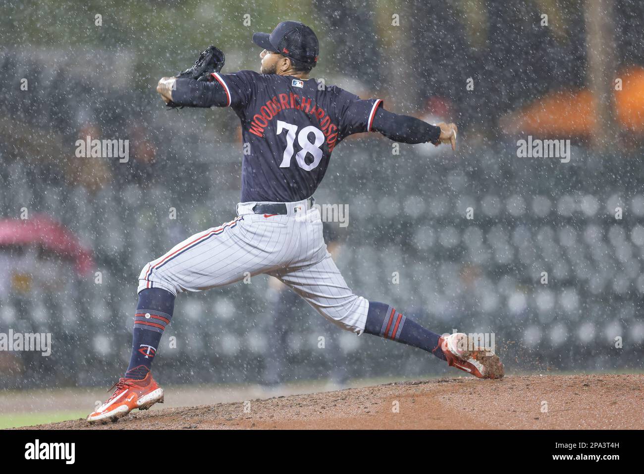 10 marzo 2023, Sarasota FL USA; il lanciatore dei Minnesota Twins Simeon Woods Richardson (78) durante una partita di allenamento primaverile della MLB Baltimore Orioles a ed Smit Foto Stock