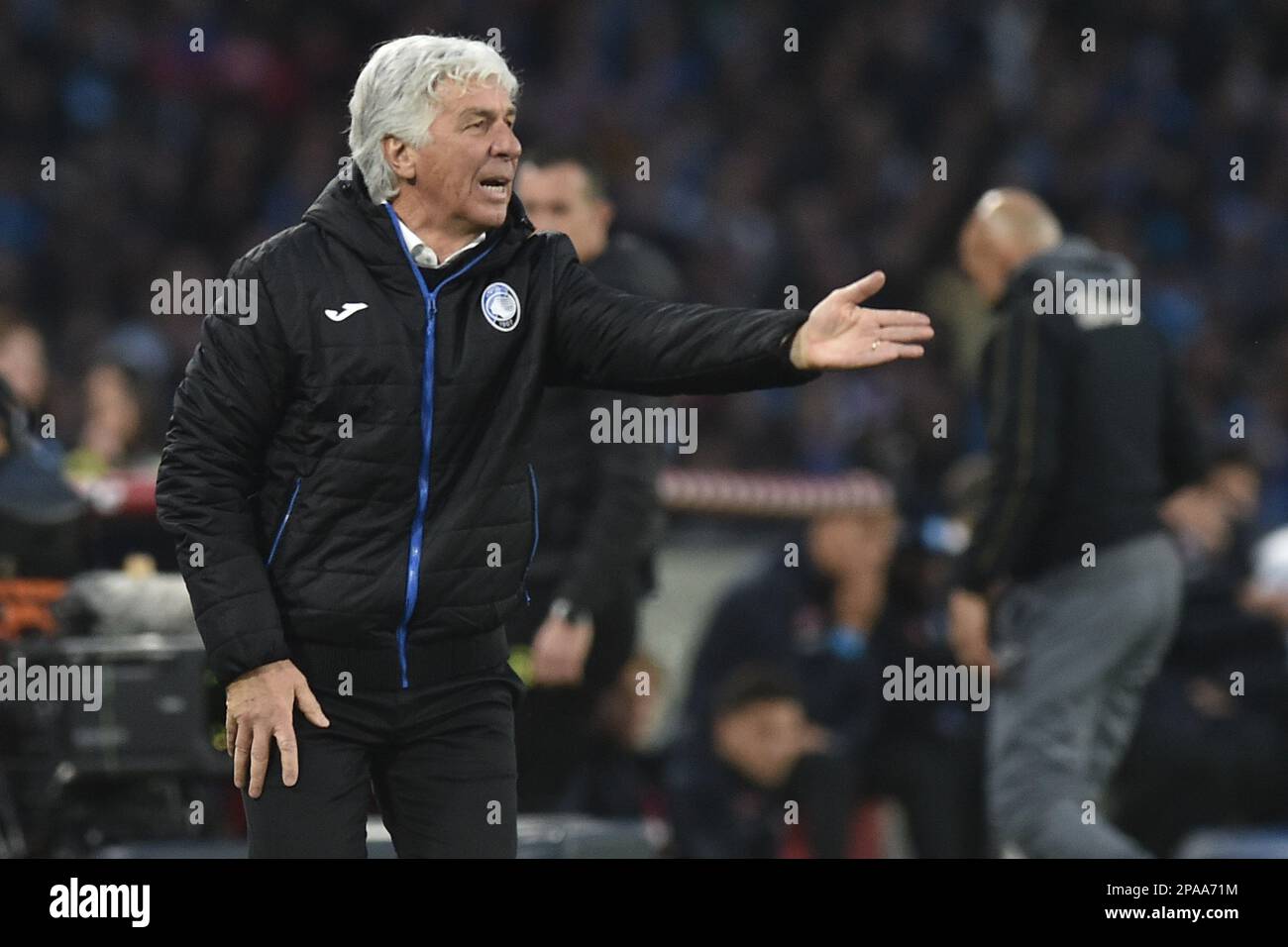 Napoli, Italia. 11th Mar, 2023. Gianpiero Gasperini allenatore di Atalanta gesticulates durante la Serie Un match tra SSC Napoli e Atalanta BC a Diego Armando Maradona Stadium Credit: Independent Photo Agency/Alamy Live News Foto Stock