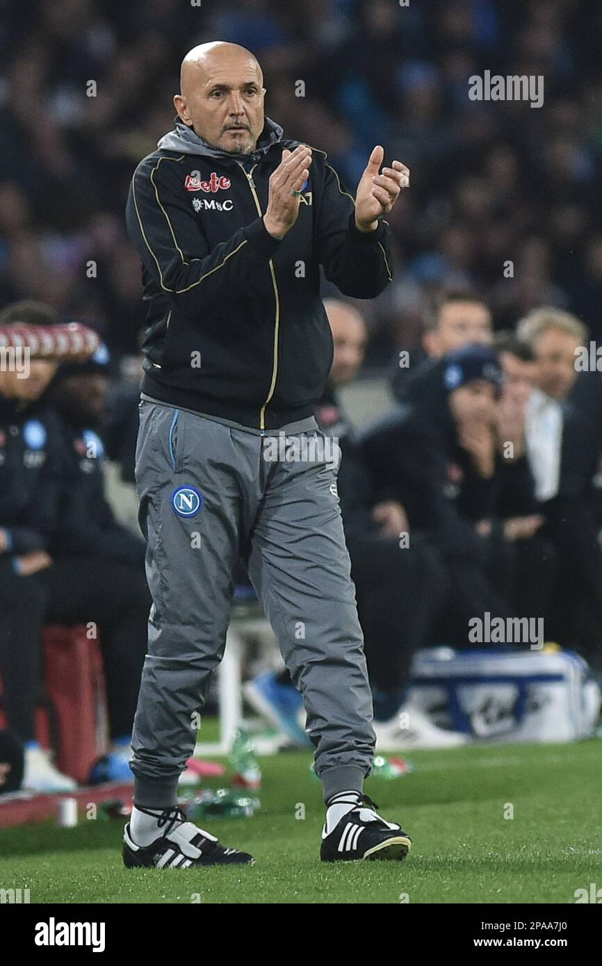 Napoli, Italia. 11th Mar, 2023. Luciano Spalletti allenatore della SSC Napoli Gesticulates durante la Serie Un match tra SSC Napoli e Atalanta BC allo Stadio Diego Armando Maradona Credit: Independent Photo Agency/Alamy Live News Foto Stock