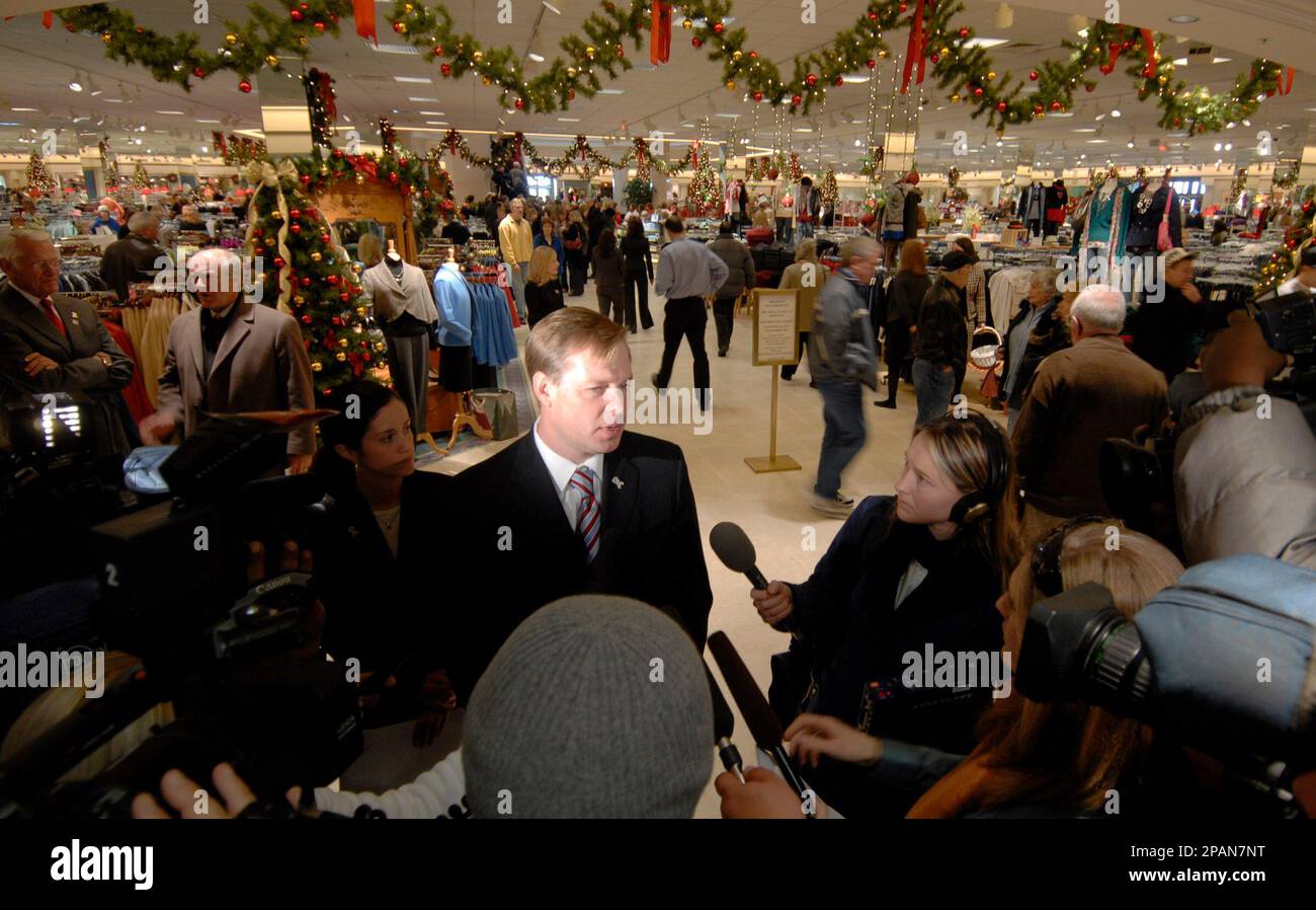 The Von Maur store at Westroads mall in Omaha, Nebraska Stock Photo - Alamy