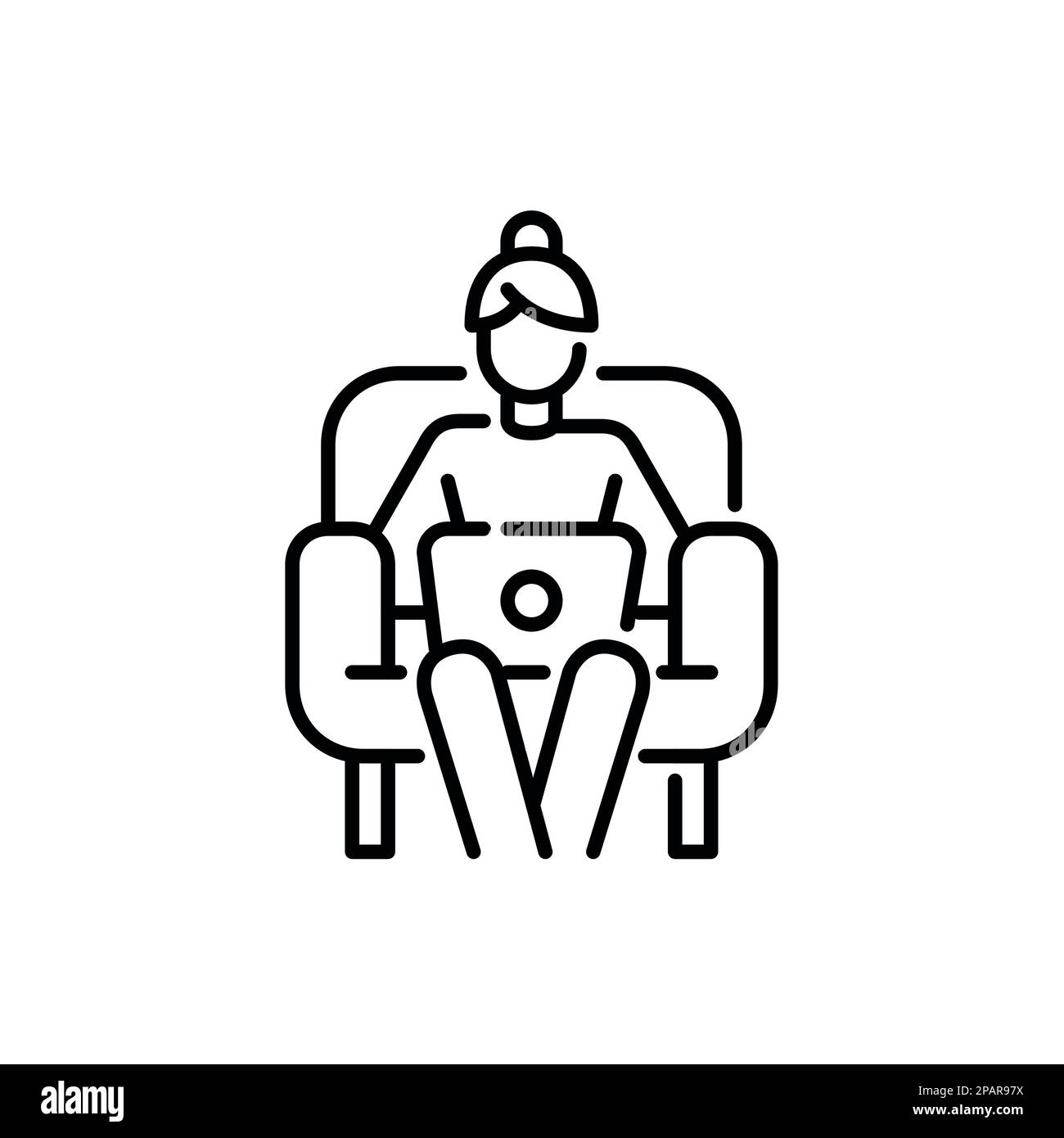 Donna seduta su una comoda sedia nella sala business che lavora al suo computer portatile. Icona della linea di tratto modificabile pixel Perfect Illustrazione Vettoriale