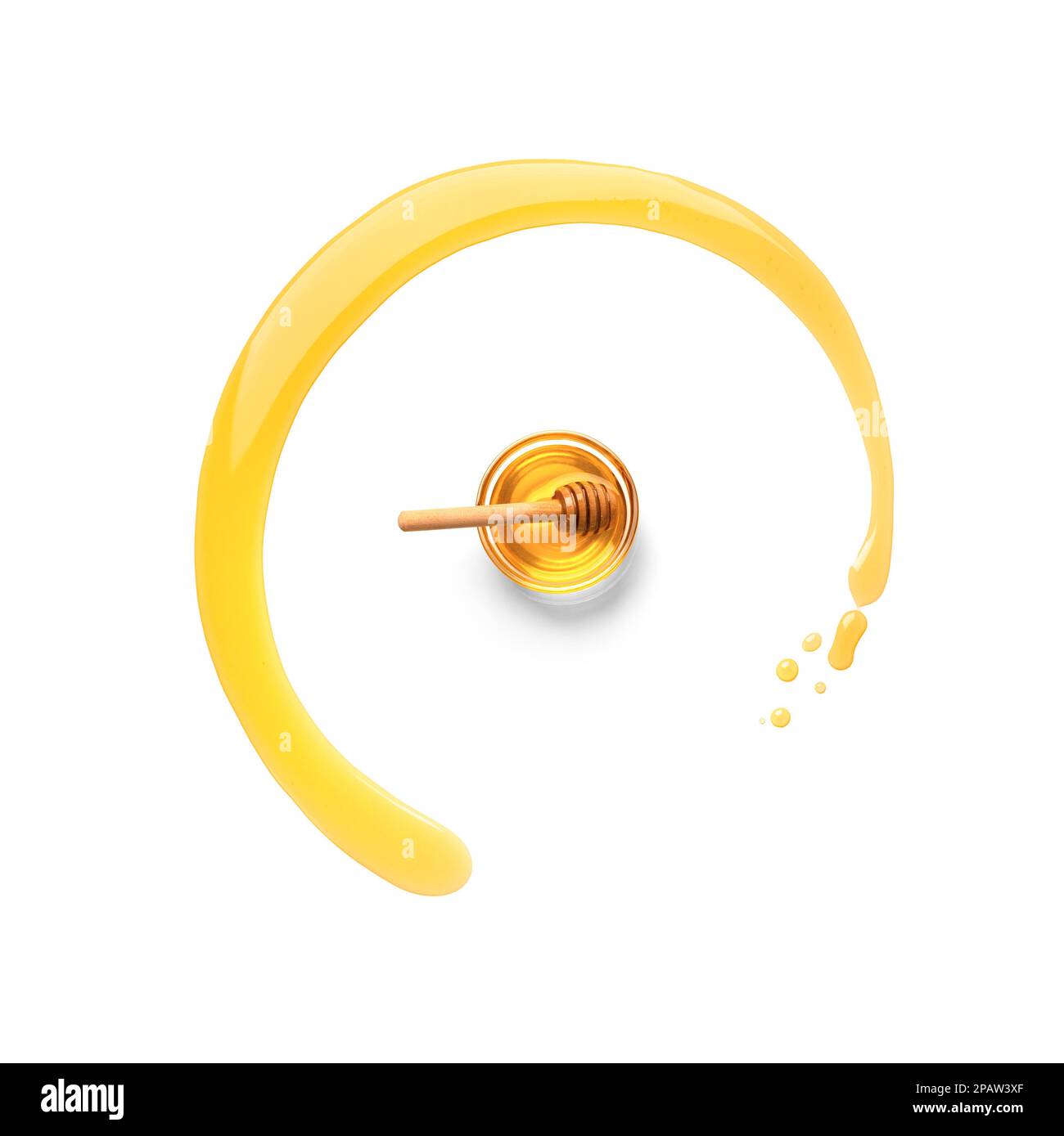 Il miele il bilanciere con il miele in forma di cerchio. Il miele è stata versata su sfondo bianco con copia spazio. Concetto di design. Spazio per il testo. Foto Stock