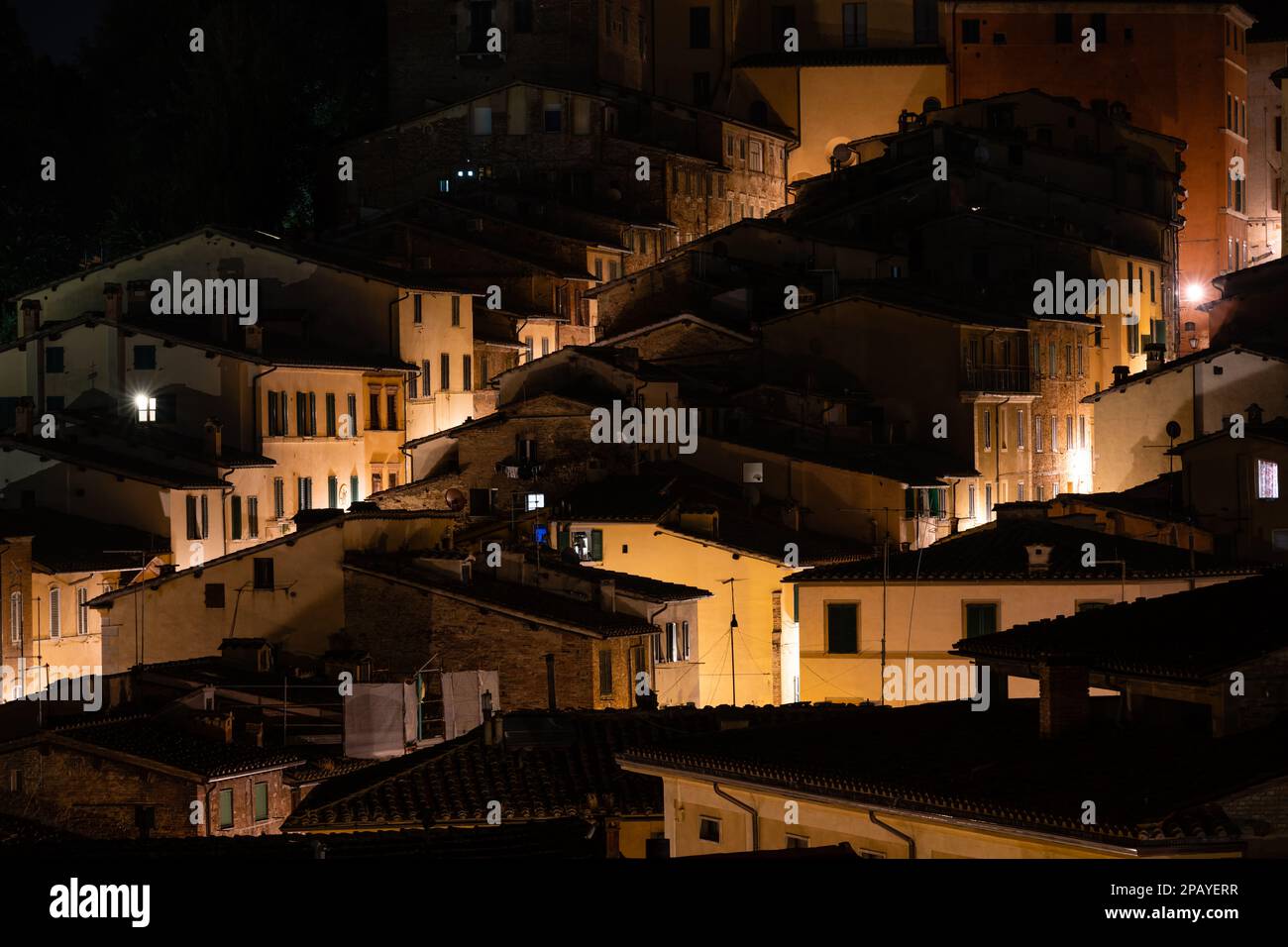 Case a Sinea, Italia di notte nel Distretto di Bruco Foto Stock
