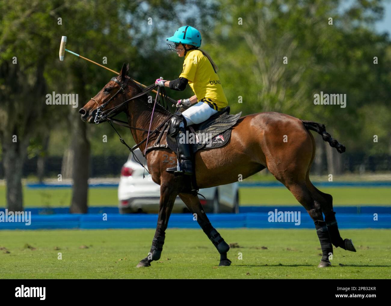 Port Mayaca, Stati Uniti. 12th Mar, 2023. 3/10/23 Port Mayaca, Florida Sarah Siegel Magness DUNDAS VS EL CID FITNESS durante le semifinali US Women's Polo 18-24 Goal Cup 2023, tenutesi presso il polo Port Mayaca di Port Mayaca, Florida, venerdì 10 marzo 2023. Credit: Jennifer Graylock/Alamy Live News Foto Stock