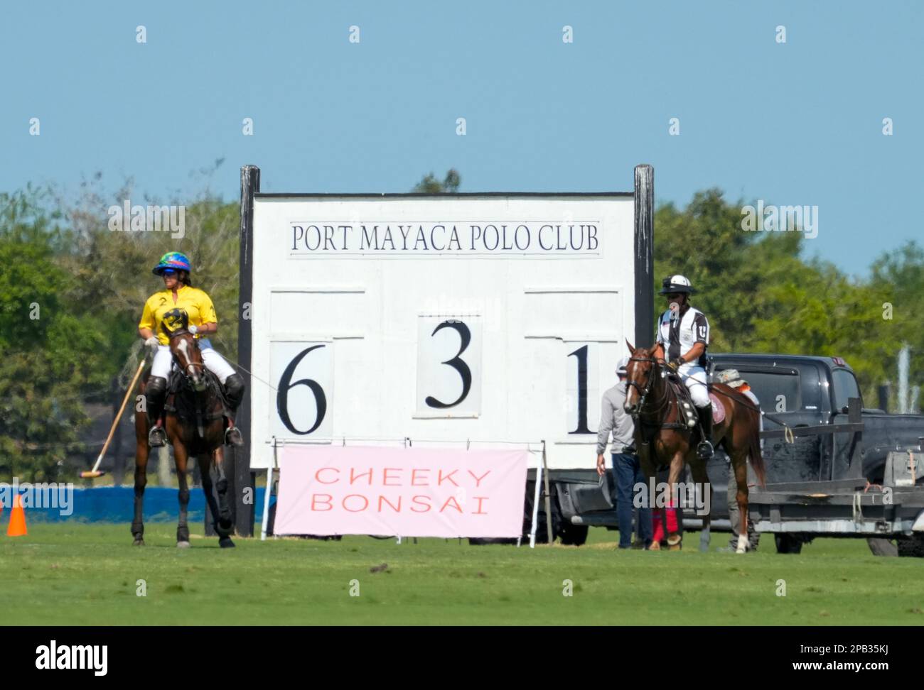 Port Mayaca, Stati Uniti. 10th Mar, 2023. 3/10/23 Port Mayaca, Florida DUNDAS VS EL CID FITNESS durante le semifinali US Women's Polo 18-24 Goal Cup 2023, tenutesi presso il polo Port Mayaca di Port Mayaca, Florida, venerdì 10 marzo 2023. Credit: Jennifer Graylock/Alamy Live News Foto Stock