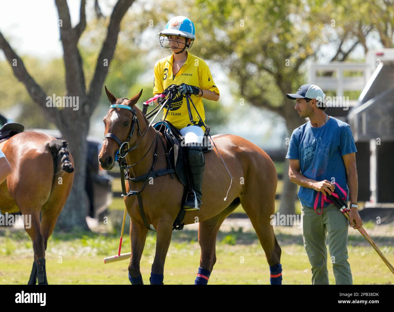 Port Mayaca, Stati Uniti. 12th Mar, 2023. 3/10/23 Port Mayaca, Florida mia Cambiaso cavalca per Dundas durante la DUNDAS VS EL CID FITNESS durante la US Women's Polo 18-24 Goal Cup 2023 Semifinali, che si tengono presso il Port Mayaca Polo Grounds a Port Mayaca, Florida, venerdì 10 marzo 2023. Credit: Jennifer Graylock/Alamy Live News Foto Stock