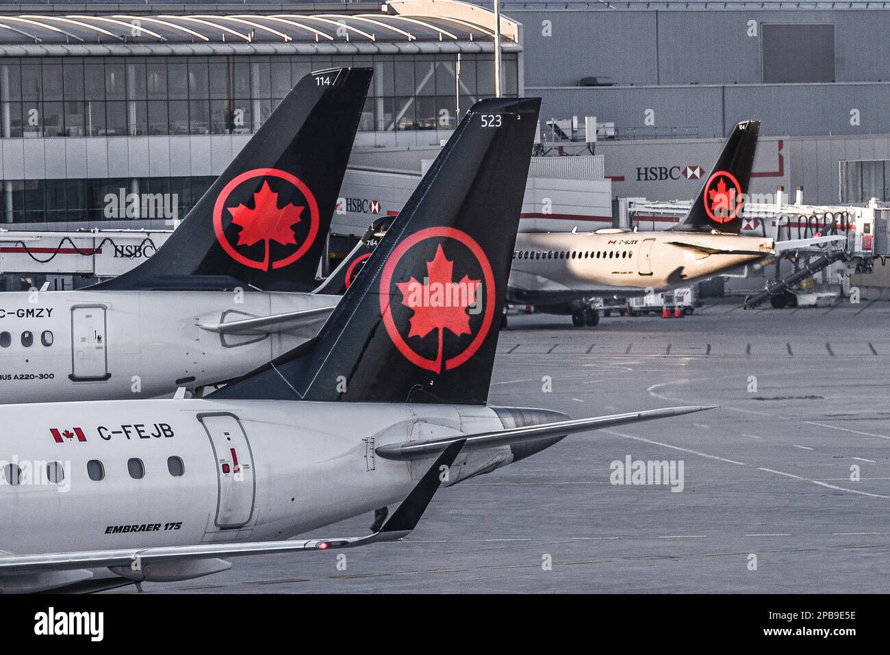 Pearson International Airport, comunemente noto come Toronto Pearson International Airport, è un aeroporto internazionale situato a Mississauga. Foto Stock