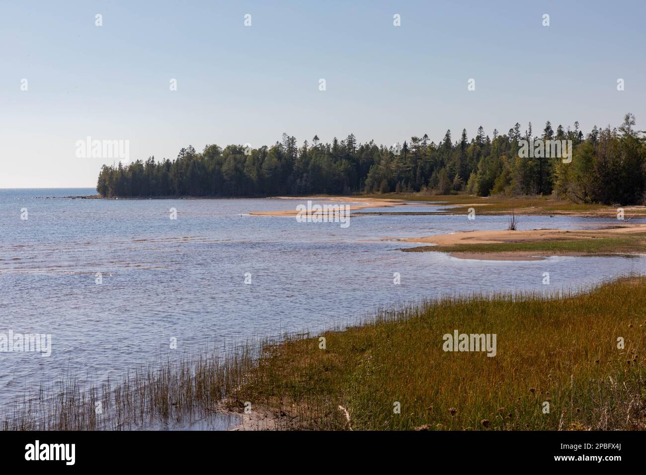 Lago Huron costa nord spiaggia baia panoramica Foto Stock
