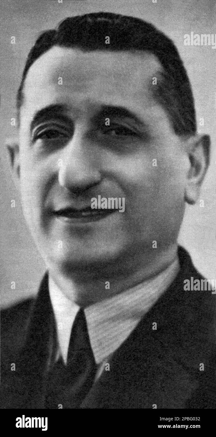 1930 ca , Genova , ITALIA : l'industria italiana GEROLAMO GASLINI conte di San Gerolamo ( 1877 – 1964 ) , Senatore del Regno d'Italia . Gaslini nacque a Monza, suo padre Pietro era un piccolo artigiano che si occupa della lavorazione dei semi oleosi. Gaslini arriva per costruire una rete di aziende possedute o controllate nel settore petrolifero e, più in generale, sul settore alimentare e finanziario . Dal suo matrimonio, nel 1902 , con Lorenza Celotto ( 1881 - 1963 ) nascono due figlie: Gerona ( 1903 - 1988 ) e Giannina ( 1906 - 1917 ). Nel 1917 sua figlia Giannina muore per peritonite e che il lutto Foto Stock