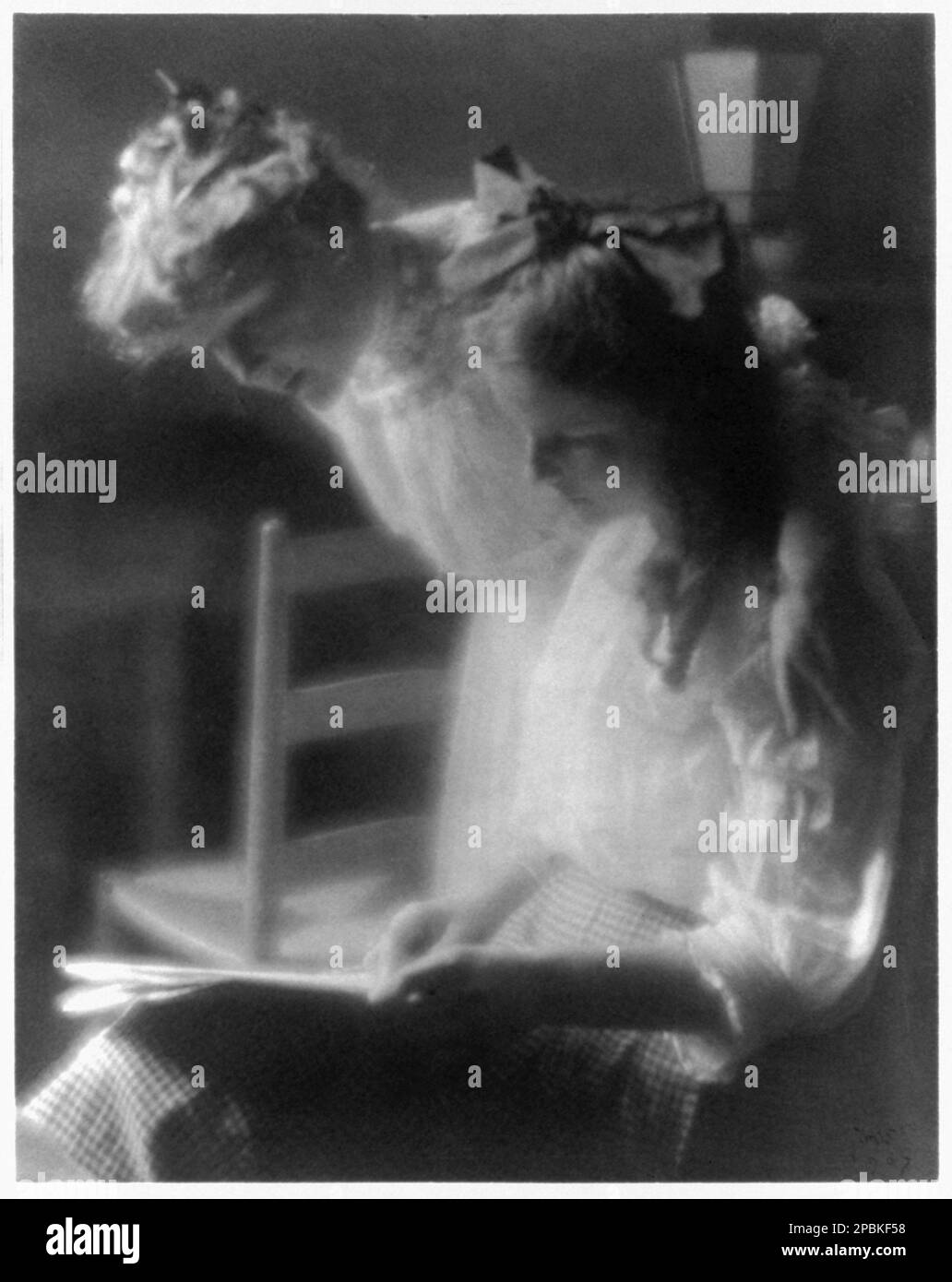 Stampa platino per bambini Foto e Immagini Stock in Bianco e Nero - Alamy