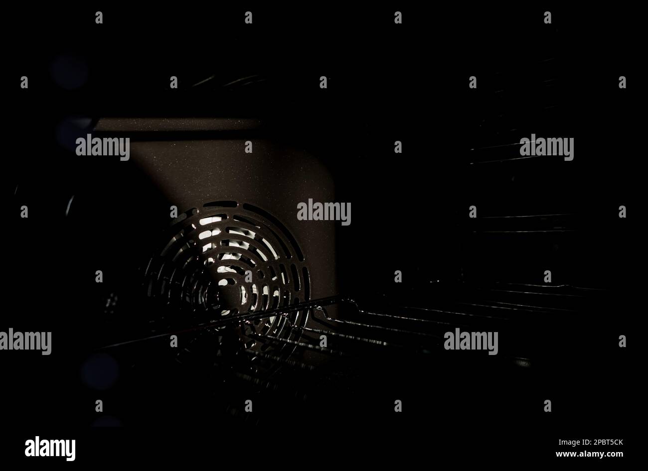 moderno e potente forno elettrico con ventilatore e funzione di pulizia automatica Foto Stock