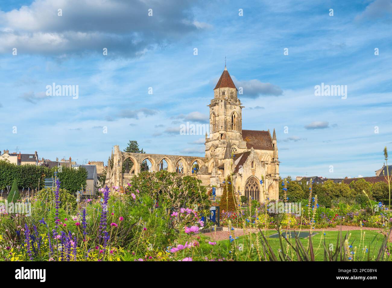 Chiesa di Saint-Etienne-le-Vieux a Caen, dipartimento del Calvados, Francia. Meta di viaggio popolare Foto Stock