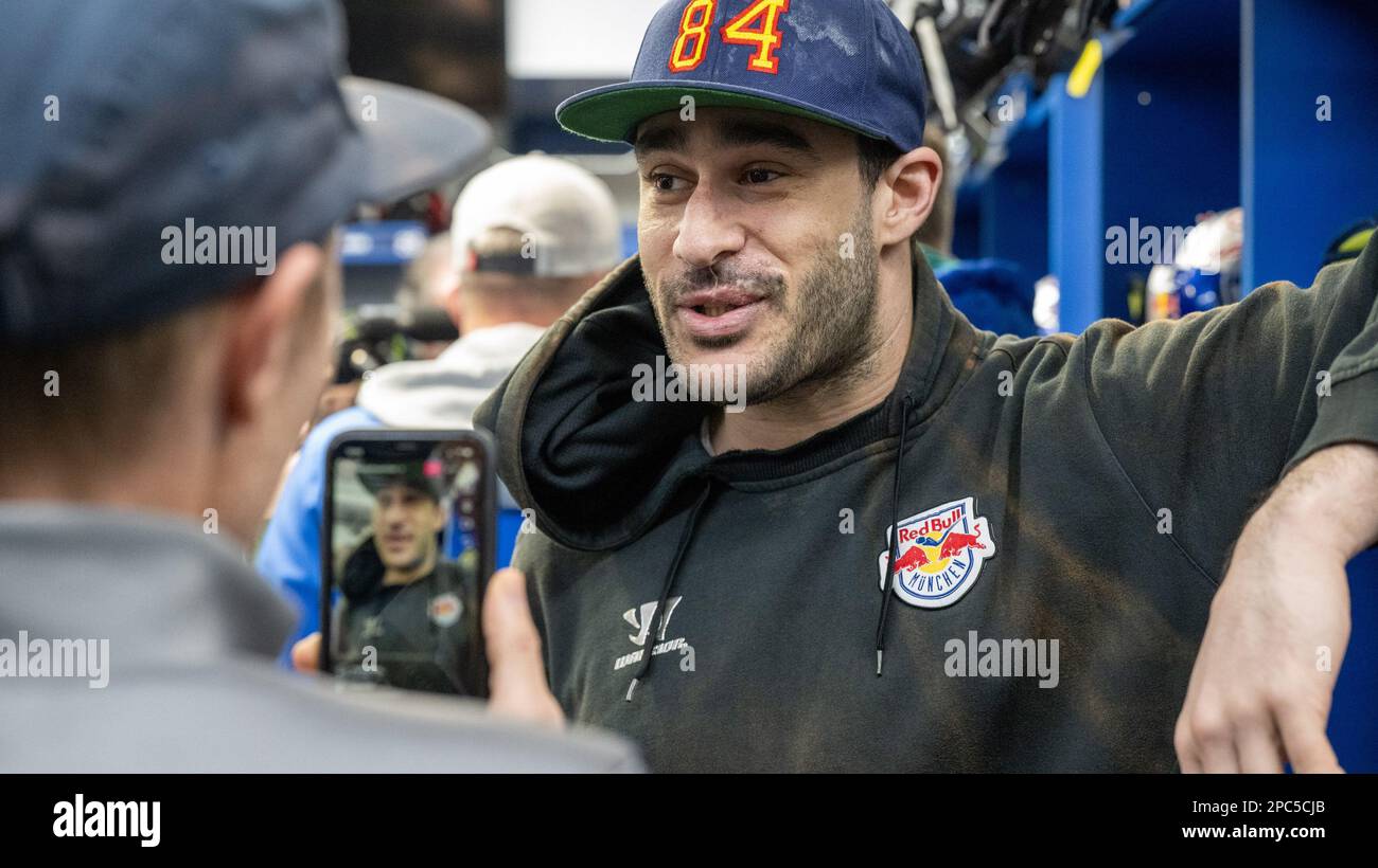 Monaco, Germania. 13th Mar, 2023. DEL, media round con allenatori e giocatori di EHC Red Bull Monaco, allenamento: Trevor Parkes nella Locker Room. Credit: Ulrich Gamel/Bildagentur kolbert/dpa/Alamy Live News Foto Stock