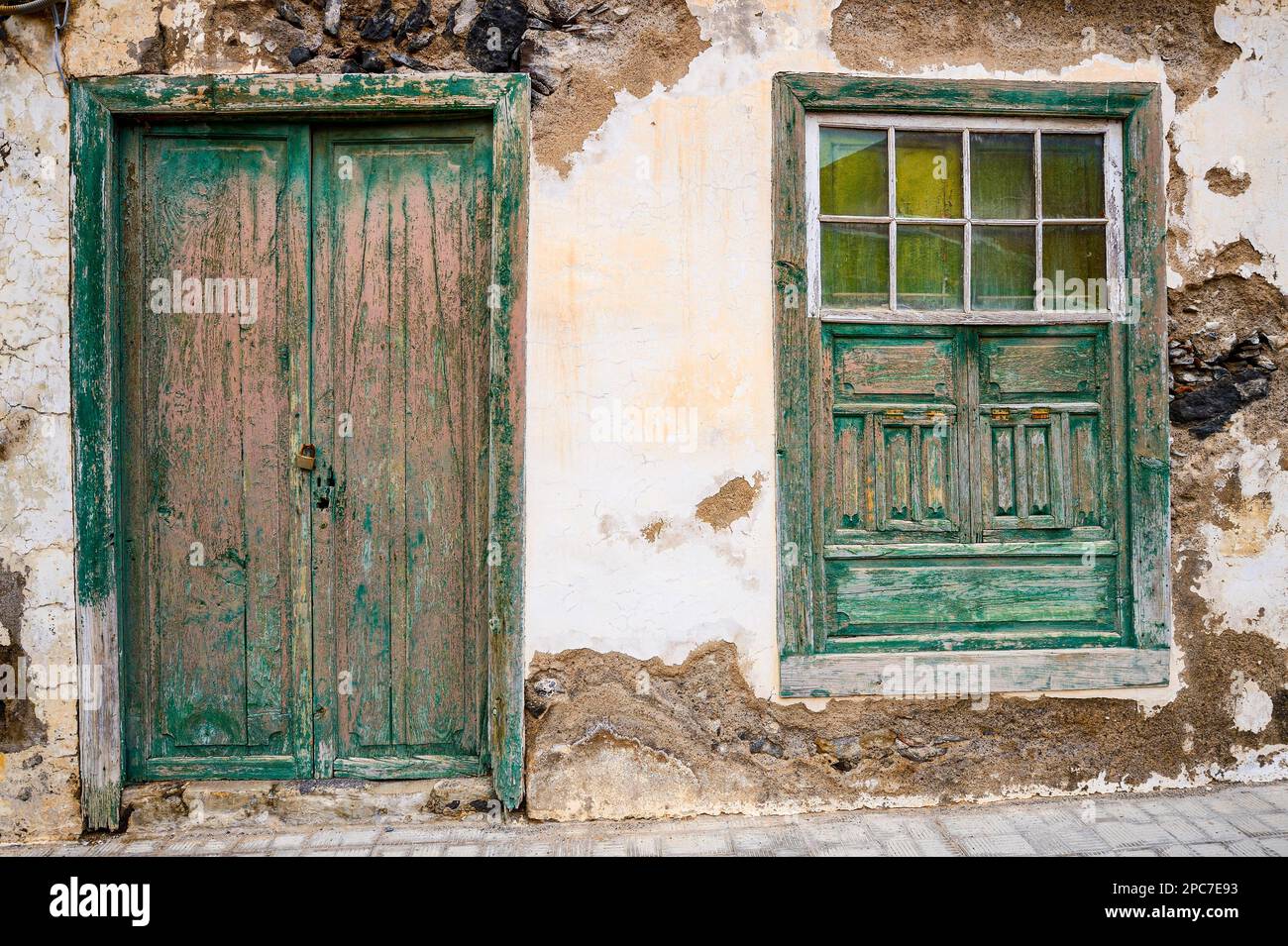 Fascino morboso di una vecchia facciata a Garachico, Tenerife Nord, Tenerife, Isole Canarie, Spagna, Europa Foto Stock