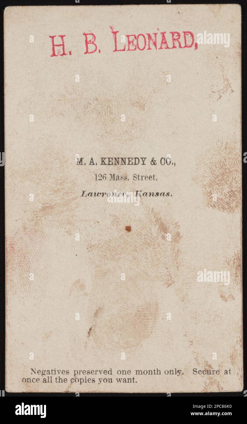 James W. Perrine, giovane impiegato ucciso a Lawrence Massacre / M.A. Kennedy & Co., 126 Mass. Street, Lawrence, Kansas. Liljenquist Famiglia Collezione di fotografie della Guerra civile , pp/liljpaper. Perrine, James W, 1842-1863, Lawrence Massacre, Lawrence, Kan, 1863, vittime di crimini, Kansas, Lawrence, 1860-1870, Stati Uniti, Storia, Guerra civile, 1861-1865, Vittime, Kansas, Lawrence. Foto Stock