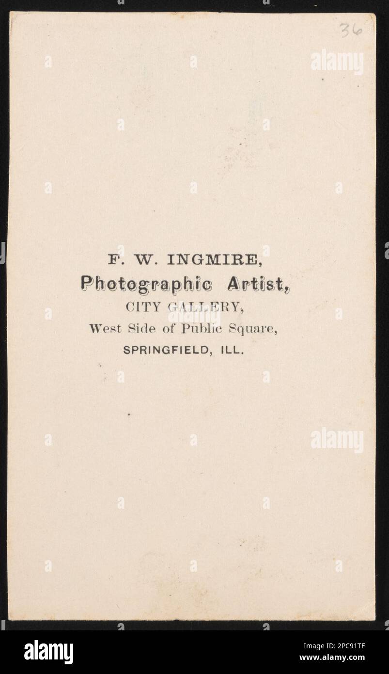 Corporale Benjamin F. Fletcher di Co.. B, 114th Illinois Fanteria reggimento in uniforme di fronte allo sfondo mostrando campo militare / F.W. Ingmire, artista fotografico, City Gallery, West Side of Public Square, Springfield, Ill.. Liljenquist Famiglia Collezione di fotografie della Guerra civile , pp/liljpaper. Kellogg, M. J. Amanda, Friends & Associates, Fletcher, Benjamin F, 1839-1912, Stati Uniti, Army, Illinois Fanty Regiment, 114th (1862-1865), Persone, soldati, Unione, 1860-1870, uniformi militari, Union, 1860-1870, backdrops, 1860-1870, Stati Uniti, Storia, Guerra civile, 1861-1865, personaggio militare Foto Stock