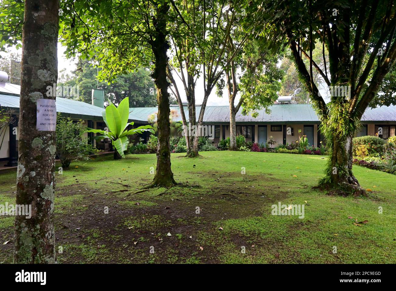 Storico edificio coloniale chiamato Travelers' Rest, Uganda, Africa Orientale Foto Stock