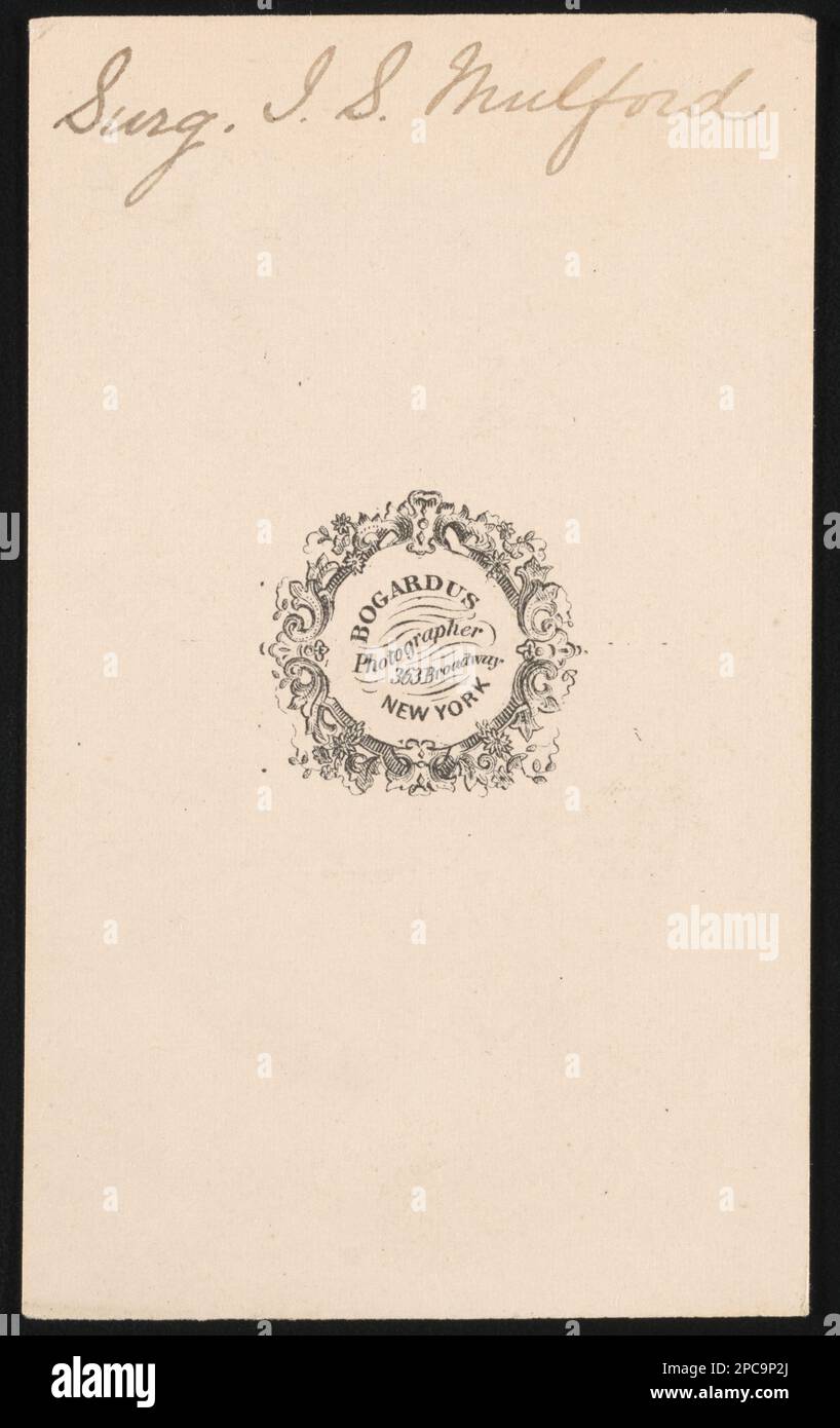 Il chirurgo Joseph L. Mulford di 48th reggimento della fanteria di New York in uniforme / Bogardus, fotografo, 363 Broadway, New York.. Liljenquist Famiglia Collezione di fotografie della Guerra civile , pp/liljpaper. Mulford, Joseph L, approssimativamente 1830-1888, Stati Uniti, esercito, New York, reggimento della fanteria, 48th (1861-1865), persone, soldati, Unione, 1860-1870, uniformi militari, Unione, 1860-1870, Medici, 1860-1870, Stati Uniti, Storia, Guerra civile, 1861-1865, Personale militare, Unione, Stati Uniti, Storia, Guerra civile, 1861-1865, aspetti medici, Unione. Foto Stock