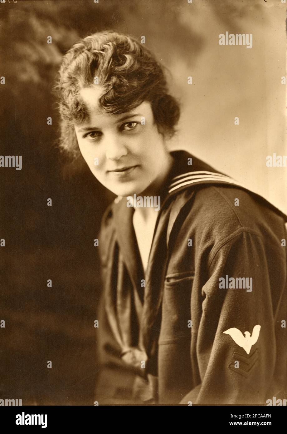 WWI Woman in U. S. Navy circa 1917. Stati Uniti, Guerra di lavoro i, Yeoman, Yeomanette Foto Stock