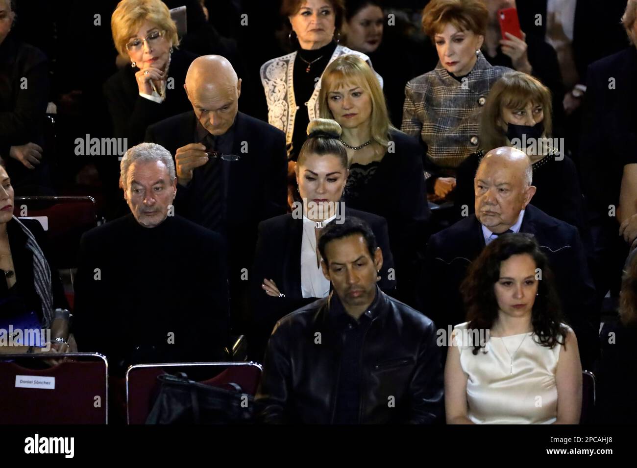 Città del Messico, Messico. 12th Mar, 2023. Gli attori Cesar Costa, Sergio Corona e l'attrice Leticia Calderon, durante il tributo postumo al primo attore Ignacio Lopez Tarso, al Palacio de las Bellas Artes di Città del Messico. Il 12 marzo 2023 a Città del Messico, Messico (Foto di Luis Barron/Eyepix Group/NurPhoto)0 Credit: NurPhoto SRL/Alamy Live News Foto Stock