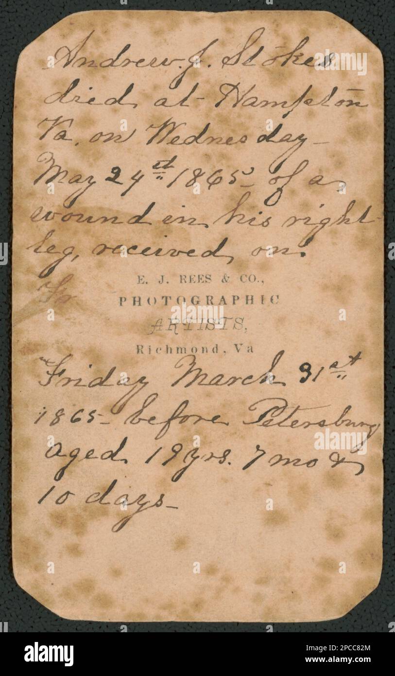 Privato Andrew J. Stokes di Co.. A, Hilliard's 1st Alabama Fanty Battalion and Co. F, 60th Alabama Infanty Regiment in uniforme / E.J. Rees & Co., artisti fotografici, Richmond, Virginia. Liljenquist Famiglia Collezione di fotografie della Guerra civile , pp/liljpaper. Stokes, Andrew J, approssimativamente 1845-1865, Stati confederati dell'America, esercito, Battaglione di fanteria dell'Alabama, 1st, persone, 1860-1870, Stati Confederati d'America, Army, Alabama Fantry Regiment, 60th, persone, 1860-1870, soldati, confederati, 1860-1870, uniformi militari, Confederate, 1860-1870, Stati Uniti, Storia, Guerra civile, 1861- Foto Stock