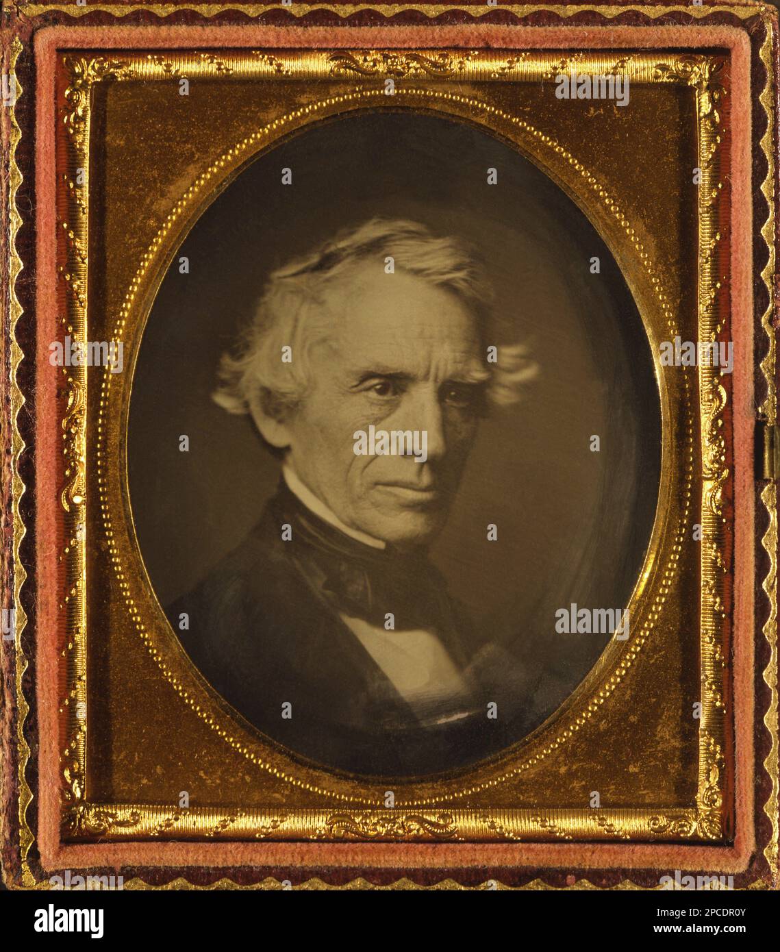 1845 ca , USA : l'inventore americano del telegrafo SAMUEL Finley Breese MORSE ( 1791 - 1872 ). Fu un pittore americano di ritratti e scene storiche, il creatore di un sistema telegrafico a filo singolo. Foto daguerreotipo di anonimo . - DAGHERROTIPO - DAGHERROTIPIA - foto storiche - foto storica - scienziato - scienziato - ritratto - ritratto - scienziato - SCIENZIATO - TELEGRAFFO - TELEGRAFO - uomo anziano - colletto - colletto --- Archivio GBB Foto Stock