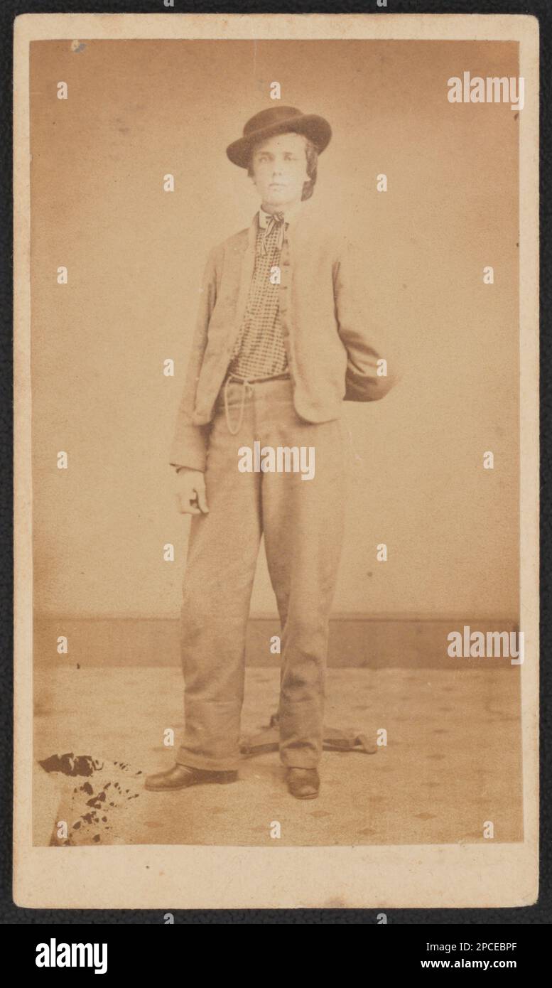 Soldato non identificato in uniforme confederata. Liljenquist Famiglia Collezione di fotografie della Guerra civile , pp/liljpaper. Stati Confederati d'America, esercito, persone, 1860-1870, soldati, Confederato, 1860-1870, uniformi militari, confederato, 1860-1870, Stati Uniti, Storia, Guerra civile, 1861-1865, personale militare, Confederato. Foto Stock