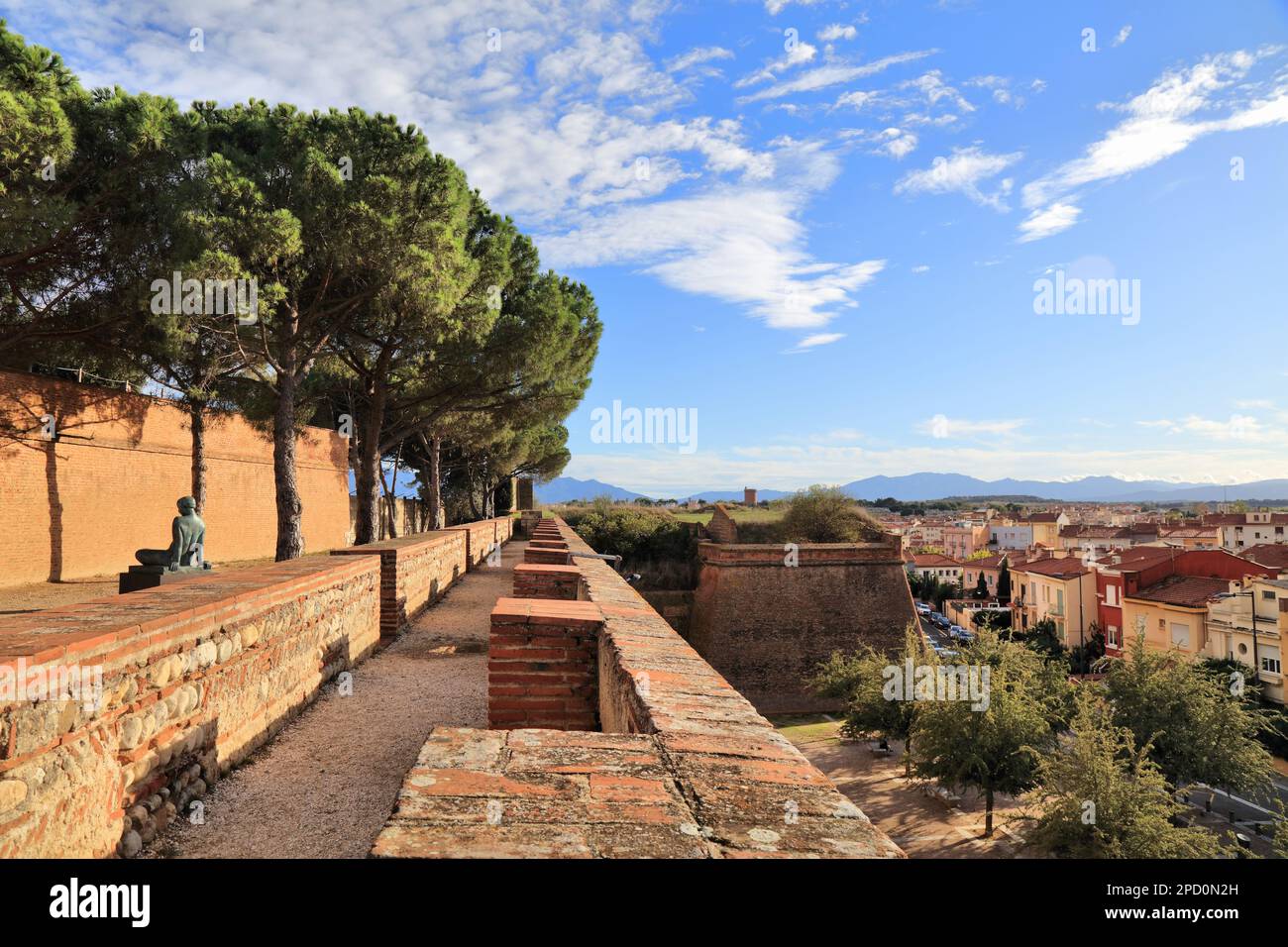 Fortificazioni del Palazzo dei Re di Maiorca nella città di Perpignan nella regione di Roussillon, Francia. Città della Catalogna francese. Foto Stock