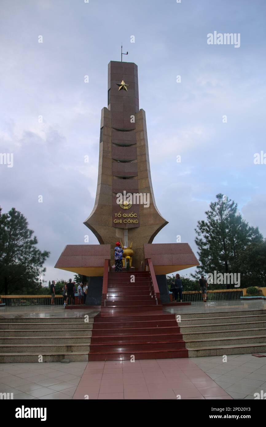 Monumento di guerra in Bia di Quoc Ghi Cong memorial park a Danang in Vietnam Foto Stock