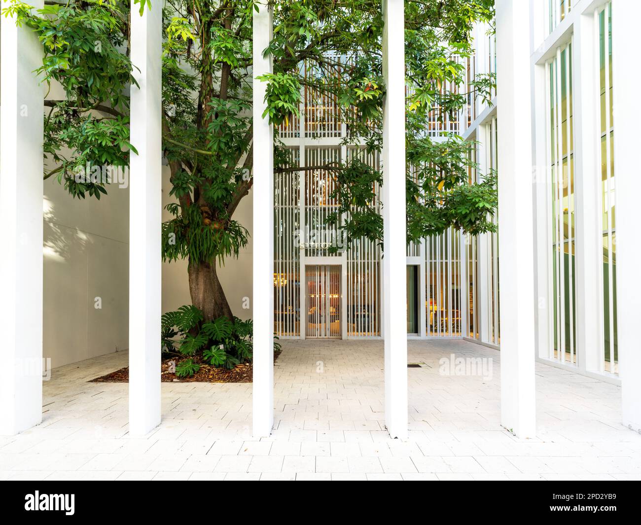 Design District, Tropical Outdoor Shopping of Designer Brands Floridas East Coast Miami Florida USA Foto Stock